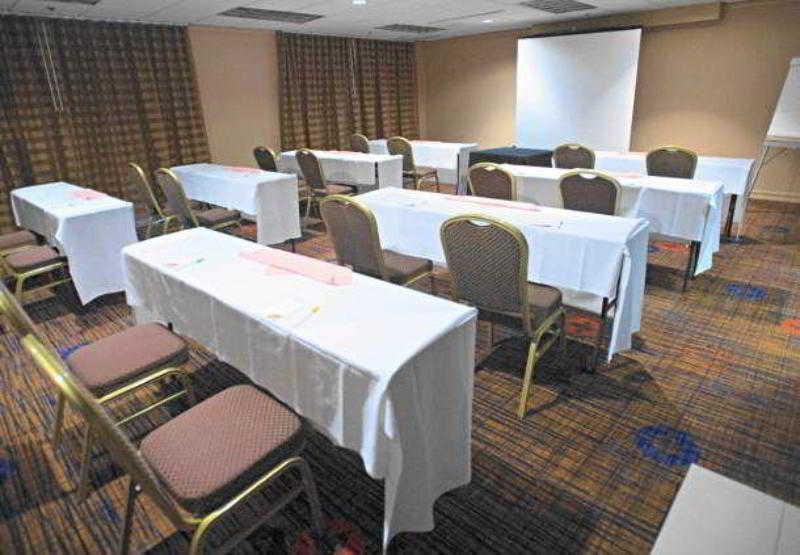 Hotel Courtyard By Marriott Baldwin Park Business foto